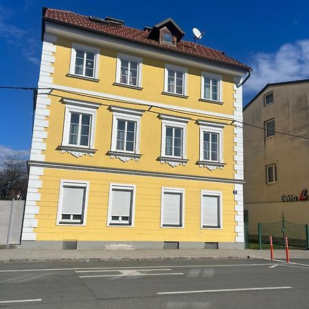 Grosse Ferienwohnung Klagenfurt am Woerthersee Exterior foto